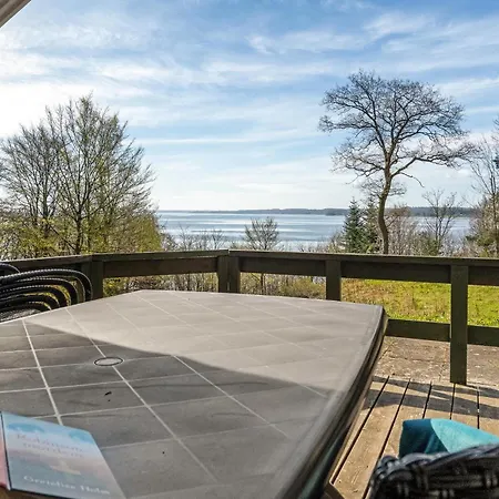 2 Bedroom Lovely Home In Vejle Ost Дом отдыха