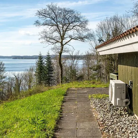 2 Bedroom Lovely Home In Vejle Ost Дом отдыха *